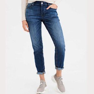 American Eagle Women's Tomgirl Jeans Relaxed Fit Medium Wash Denim Button Fly 10